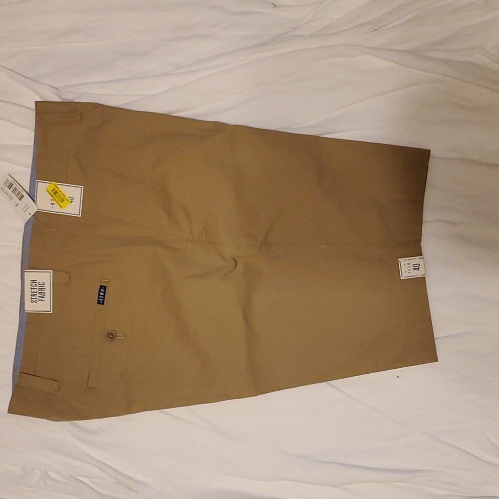 ROWM Khaki shorts.  SIZE 40. NWT.